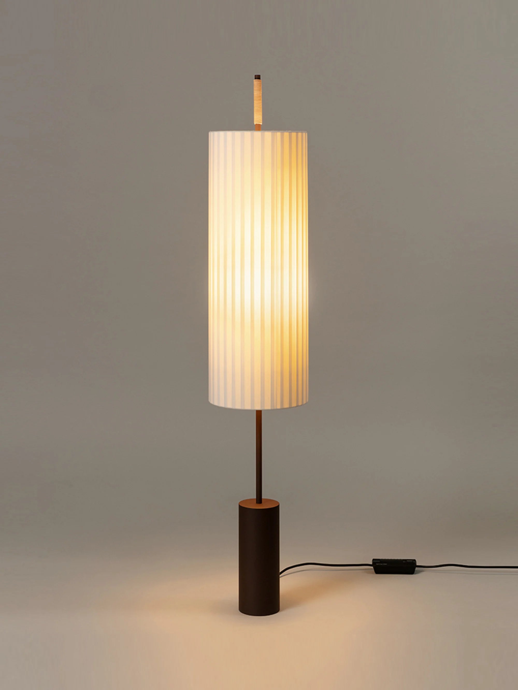 Dórica Gulvlampe
