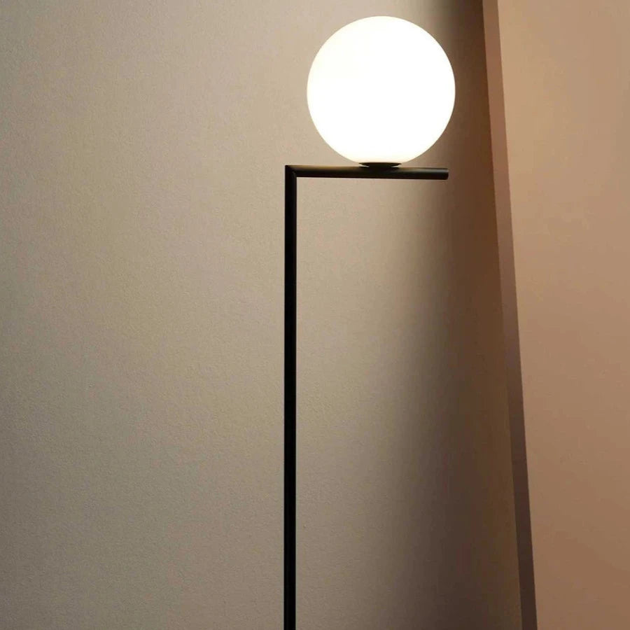 IC F1 Gulvlampe