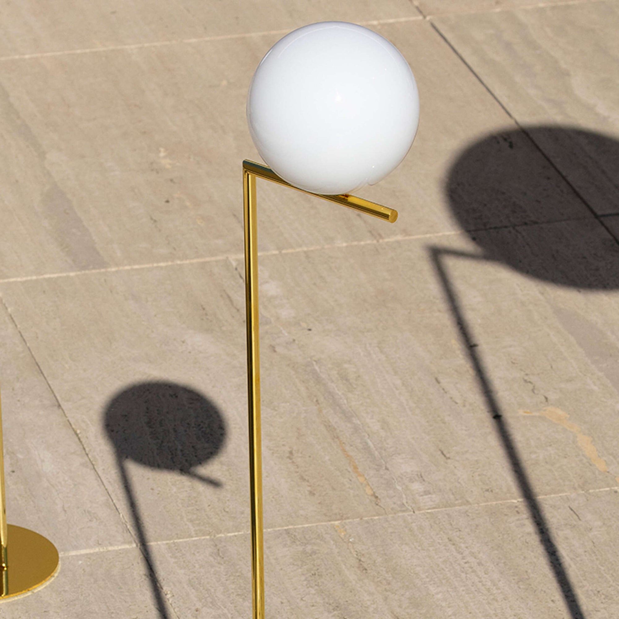 IC F1 10 Anniversary Gulvlampe