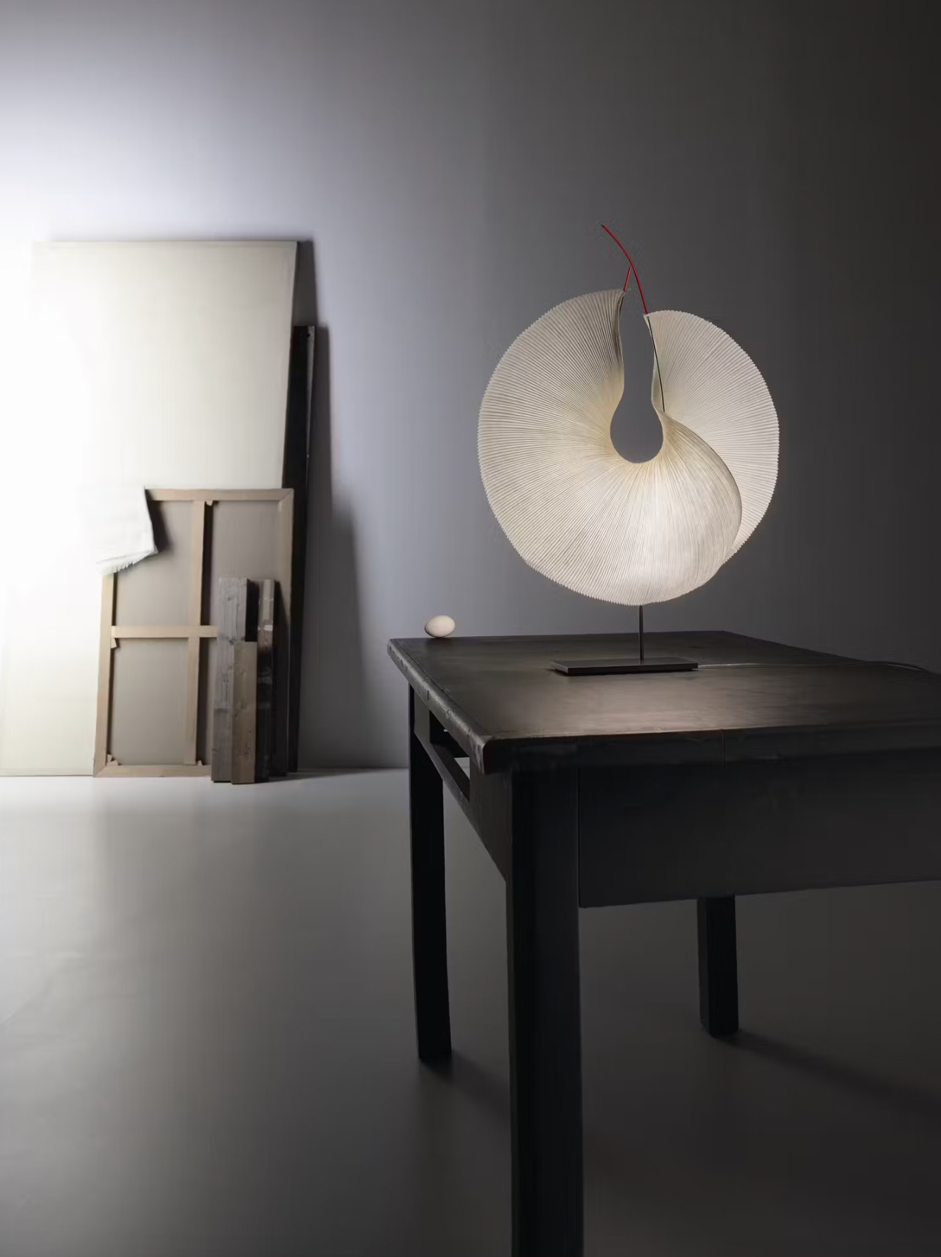 Yoruba Rose Bordlampe