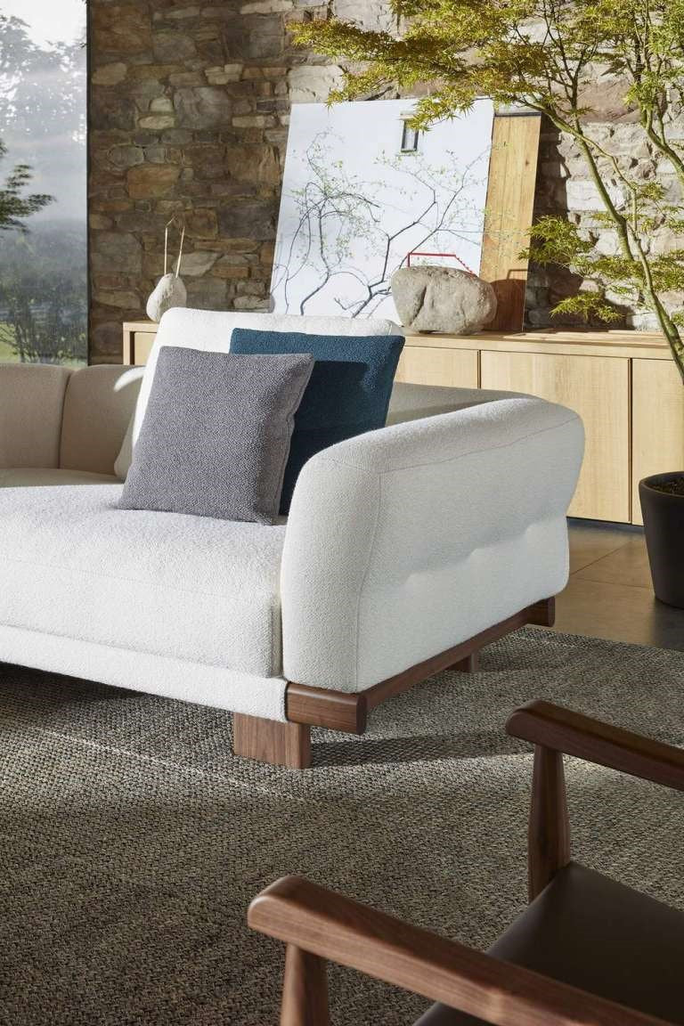 Sengu Sofa