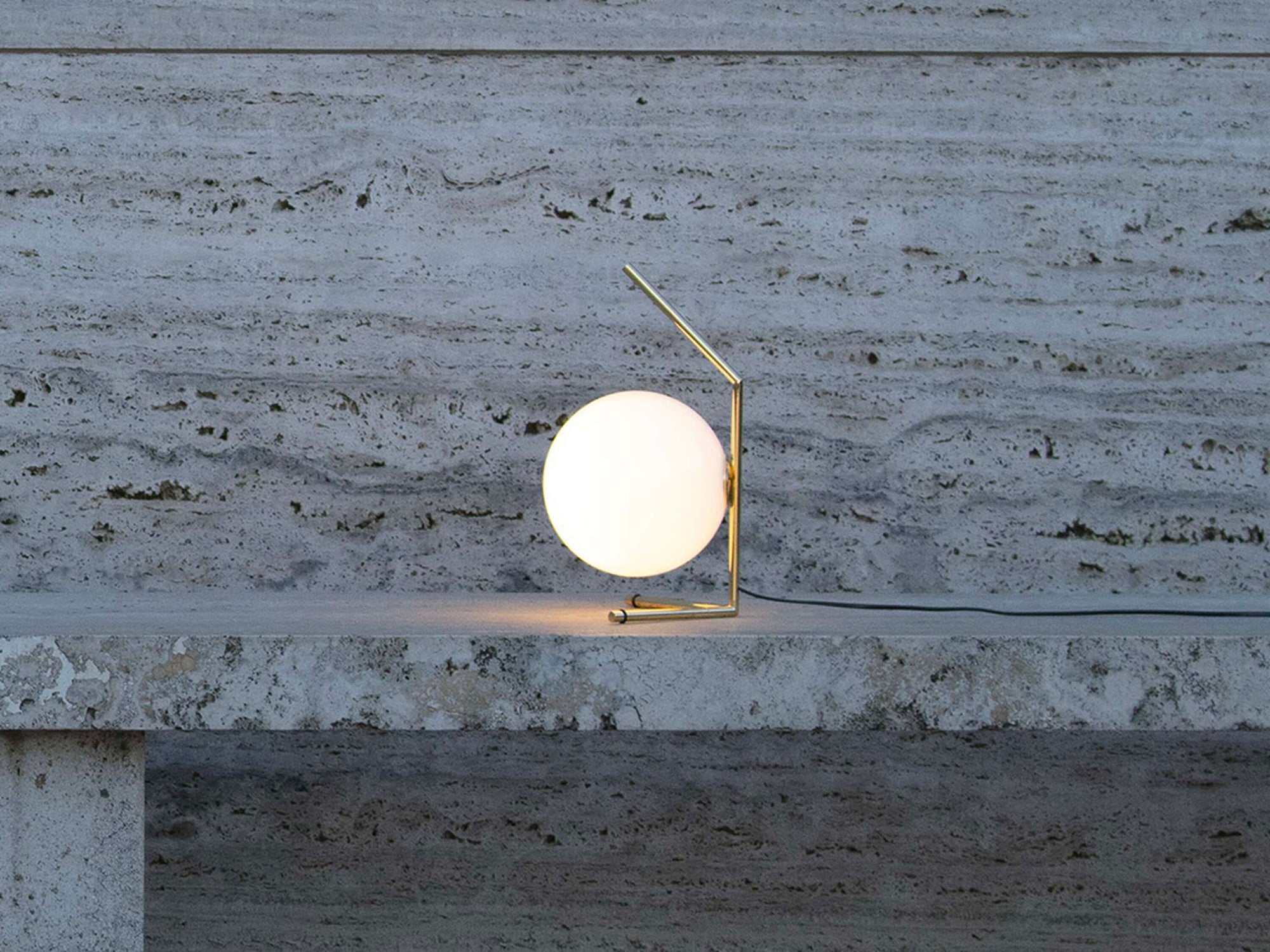 IC T1 Low 10 Anniversary Bordlampe