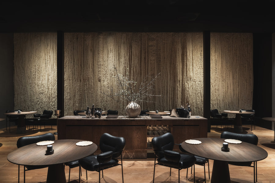 Maaemo i ny drakt