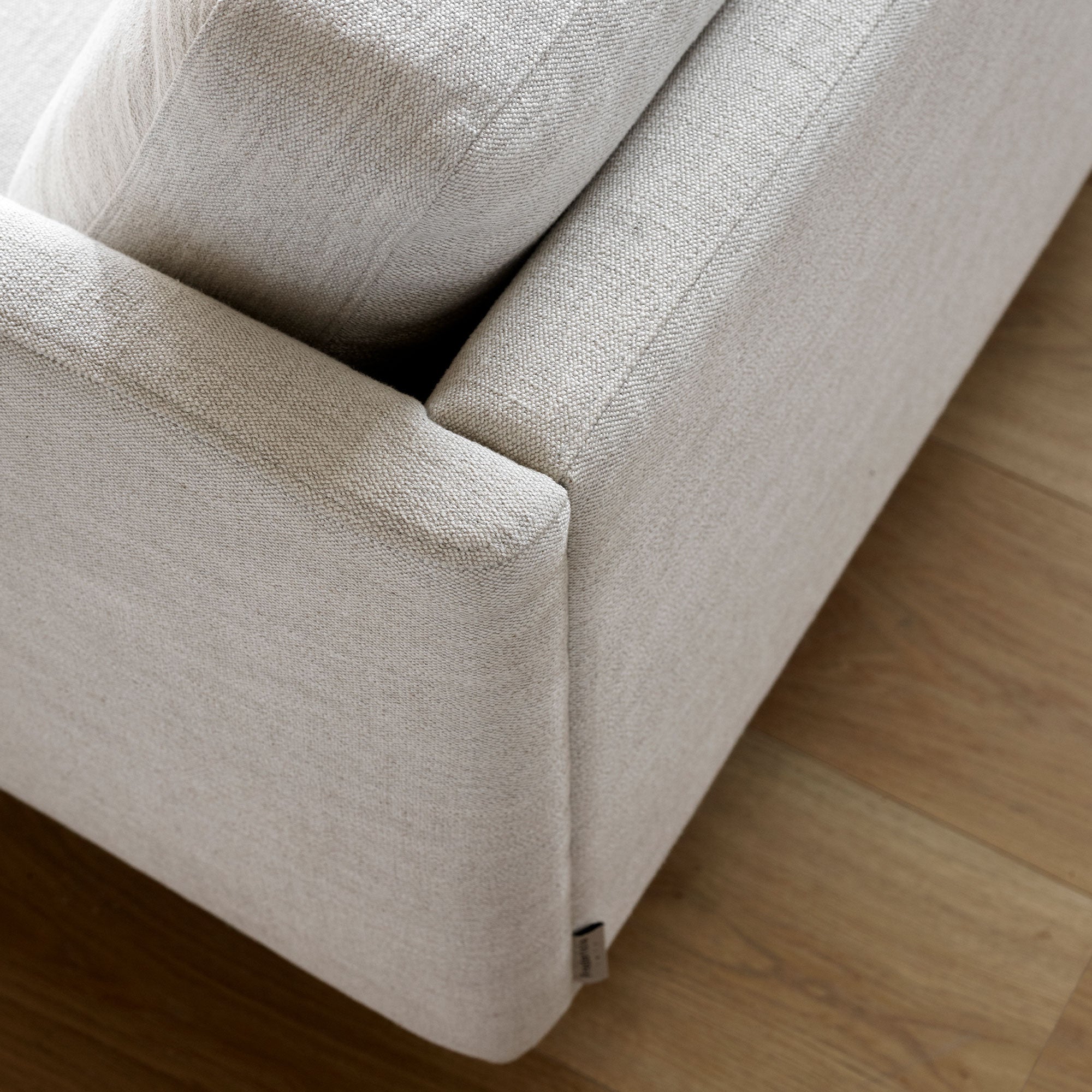 Calmo Sofa