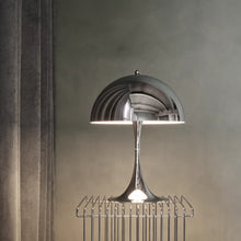 Panthella 320 Bordlampe