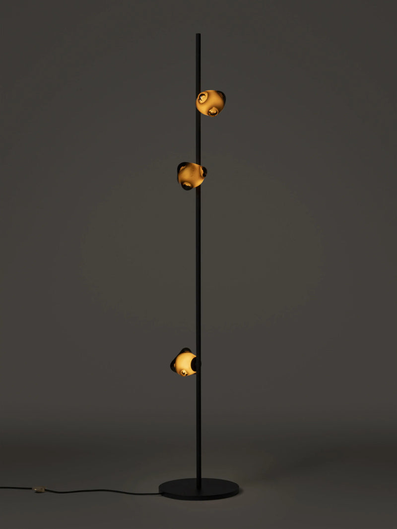57.3 Gulvlampe Høy