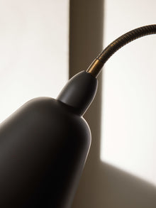 Bellevue AJ7 Gulvlampe