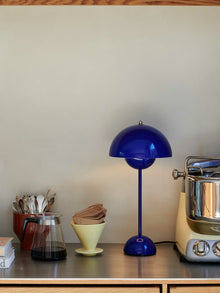 Flowerpot VP3 Bordlampe