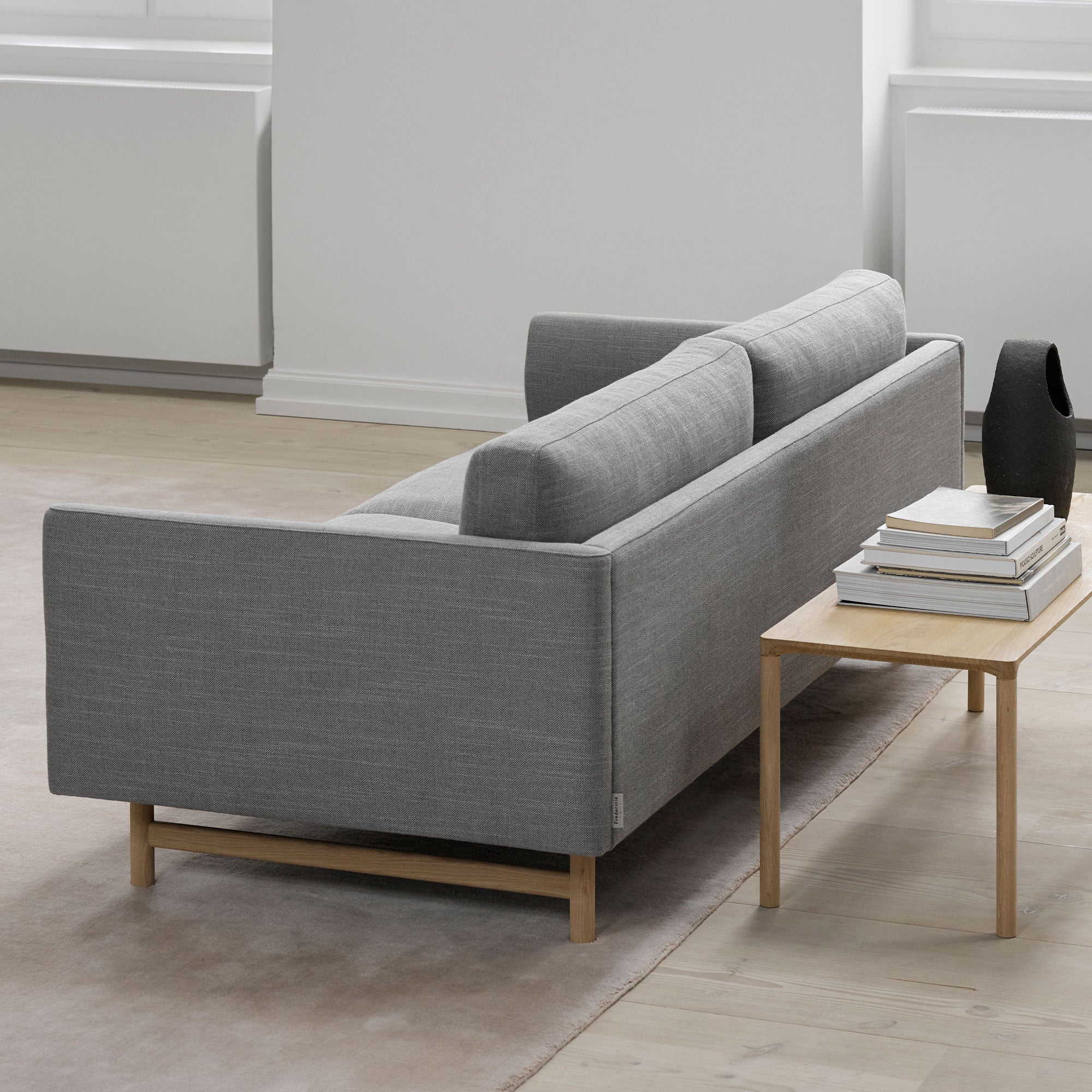 Calmo Sofa