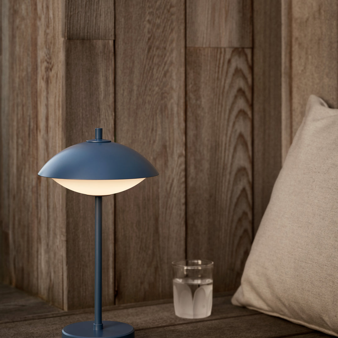 Clam™ Oppladbar Lampe