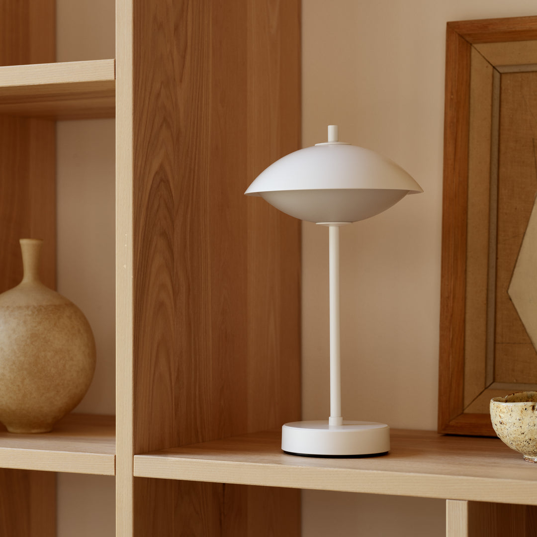 Clam™ Oppladbar Lampe