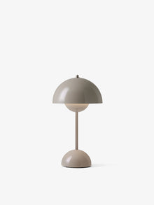 Flowerpot VP9 Oppladbar Lampe