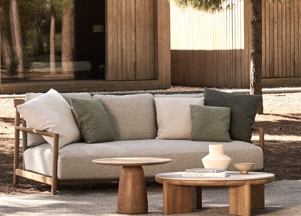 Amanu Outdoor Sofa