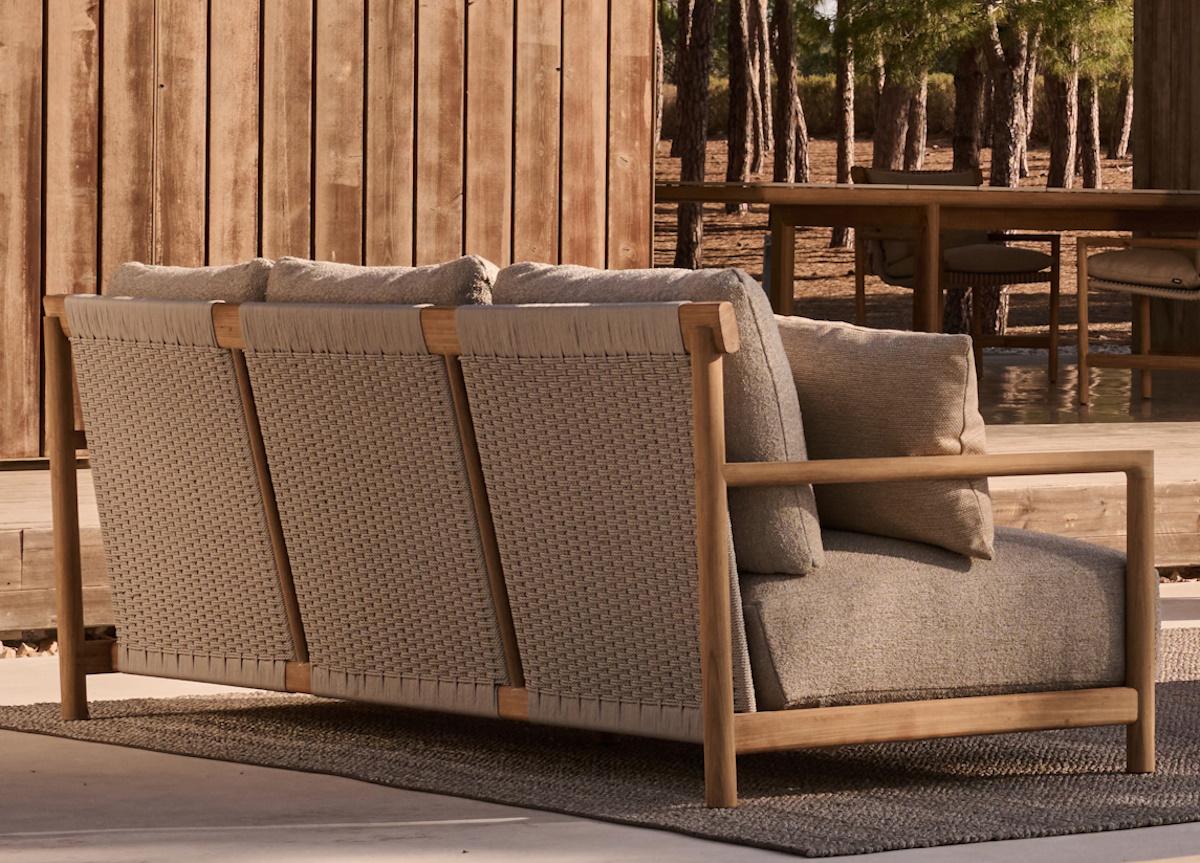 Amanu Outdoor Sofa