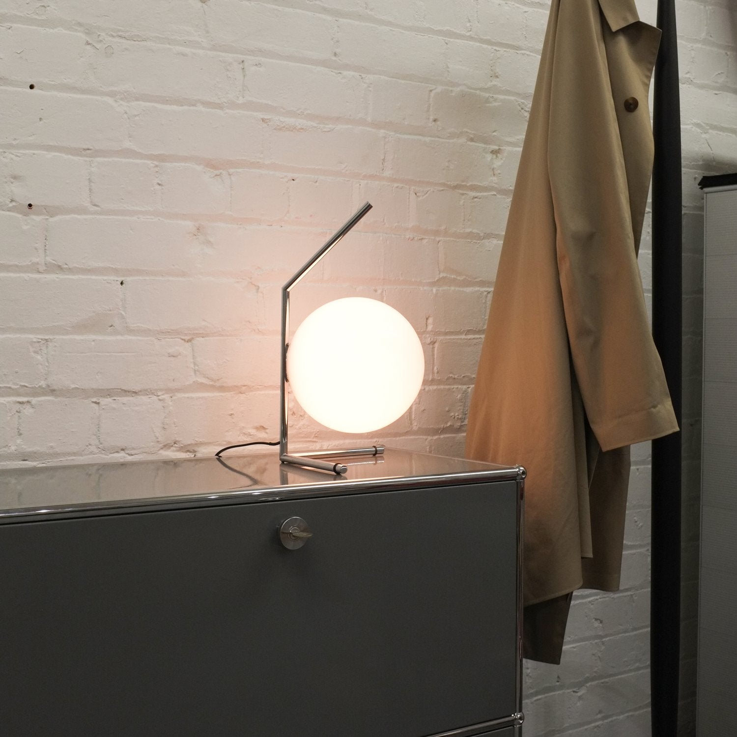 IC T1 Low Bordlampe
