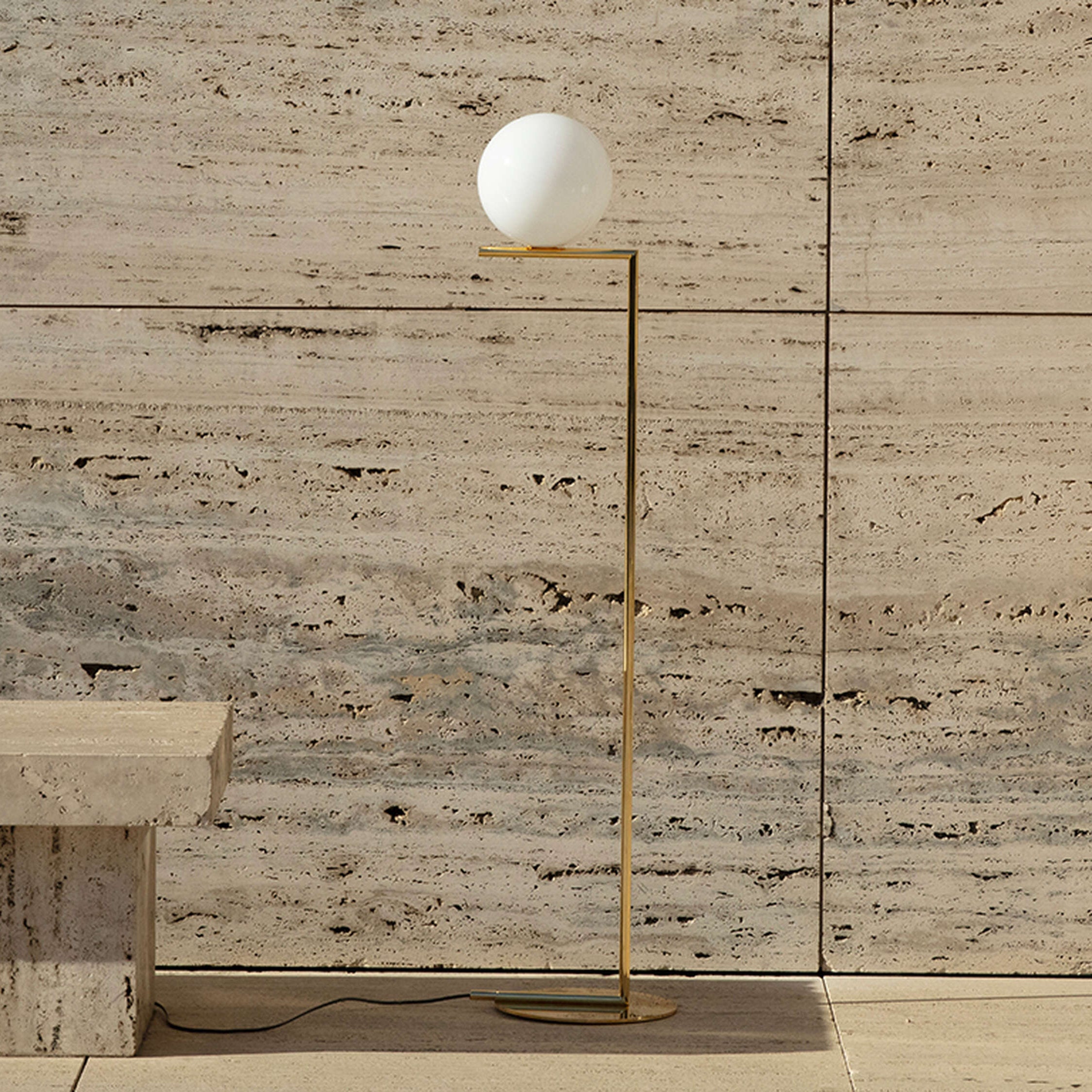IC F1 10 Anniversary Gulvlampe