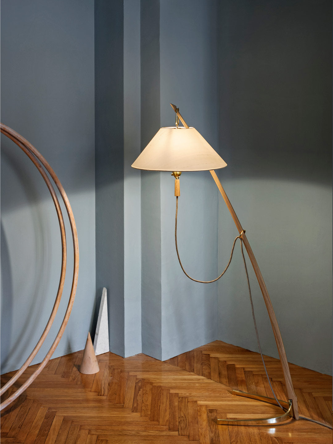 Dornstab Gulvlampe