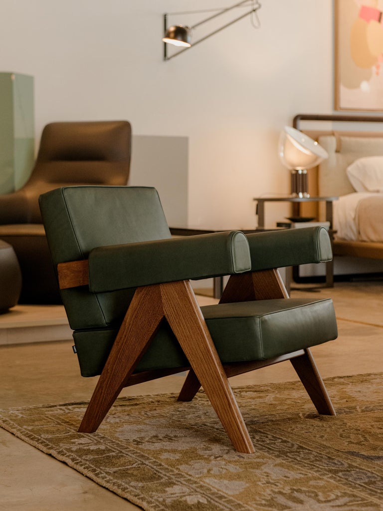Capitol Complex Loungestol
