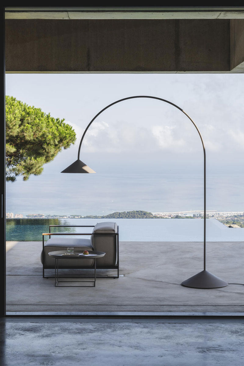 Out Outdoor Gulvlampe