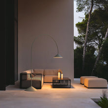 Out Outdoor Gulvlampe