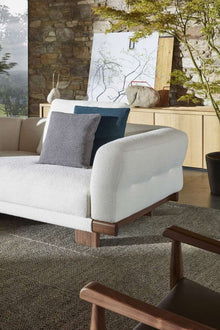 Sengu Sofa