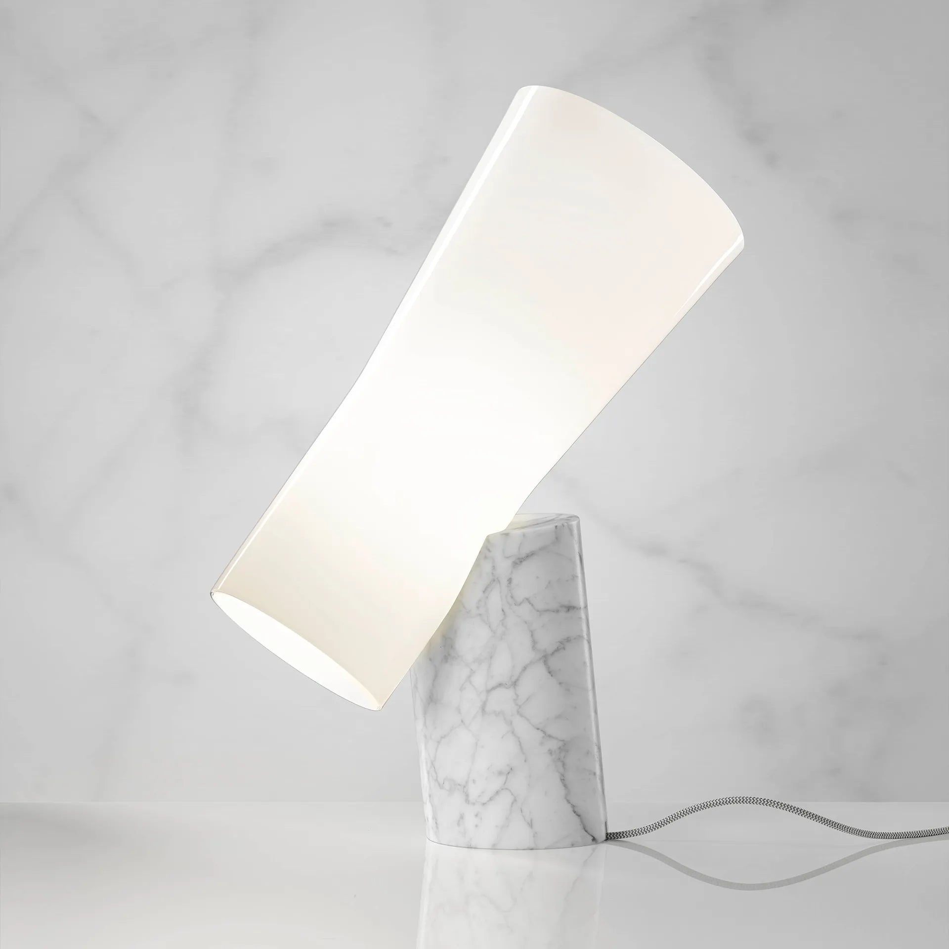 Nile Bordlampe - Utstillingsmodell
