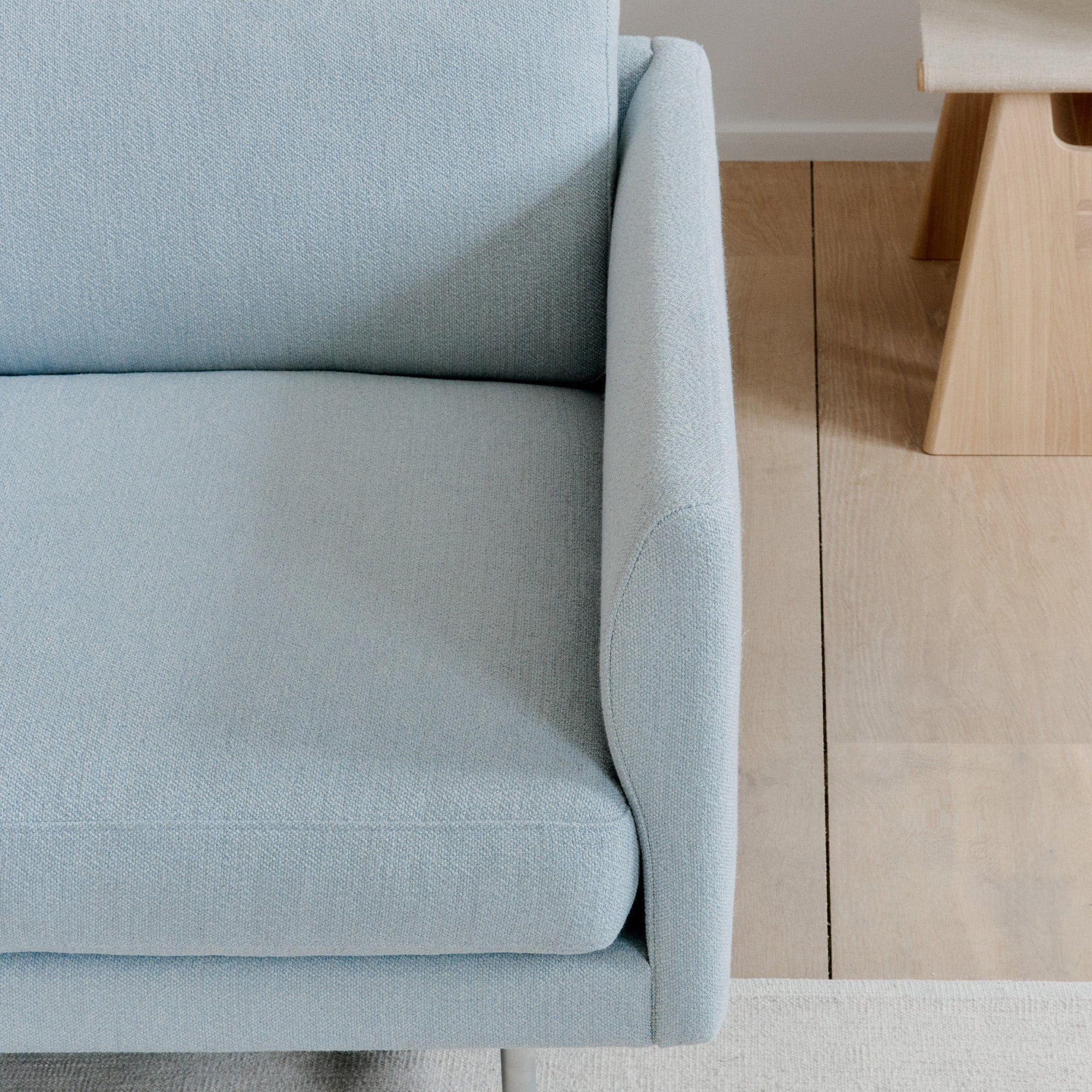 Calmo Sofa